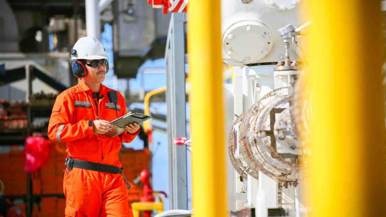 Zero-Touch IT Automation: How AI-Powered AIOps Transformed a Global Oil & Gas Giant